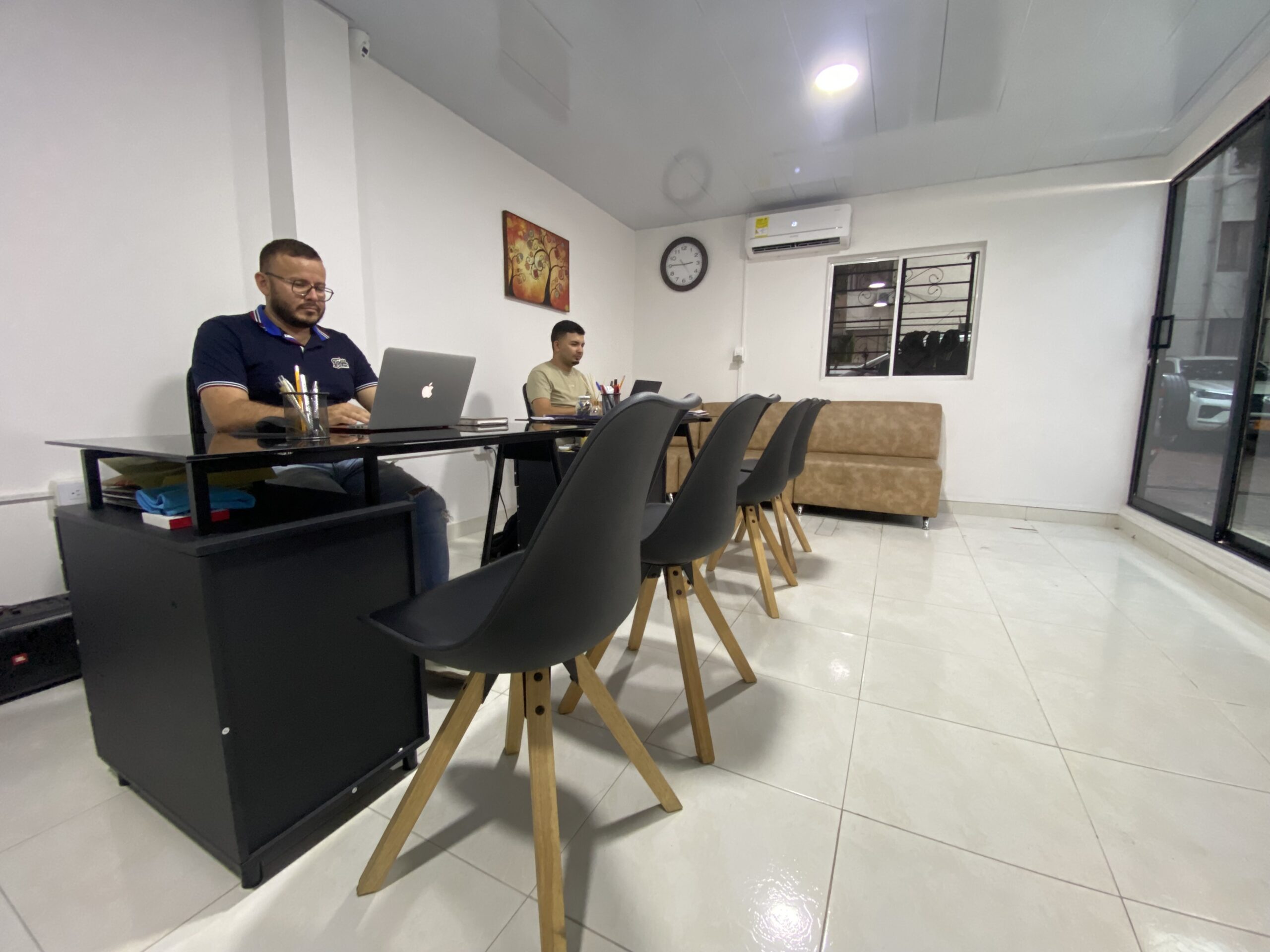 Sobre Ruedas - Compra Venta Autos Usados en Cúcuta 2